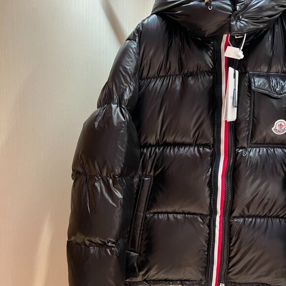 Moncler Maya Montbeliard Hooded Short Down Jacket - Picture 5 of 5